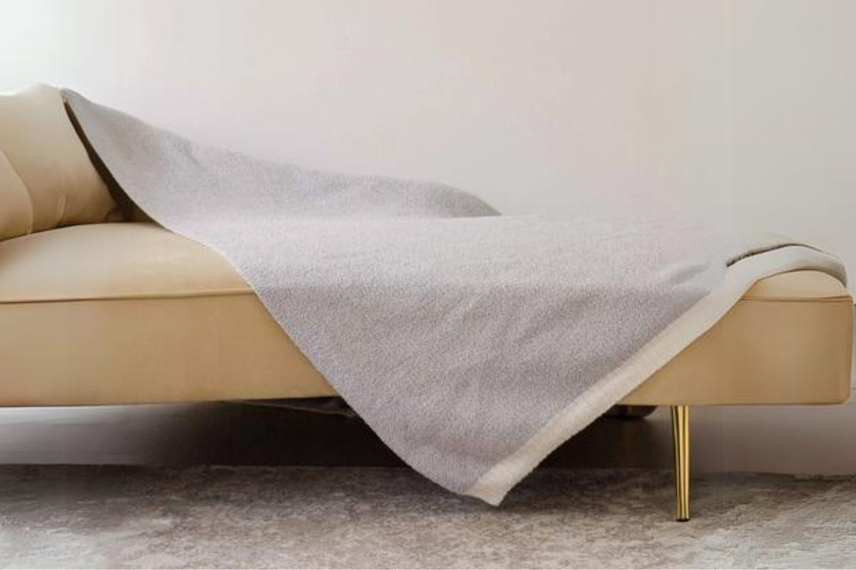 Khái niệm chăn sofa